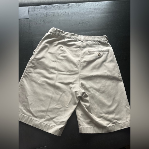 L.L. Bean Women’s Original Fit Khaki Shorts Size 8 - Picture 9 of 9